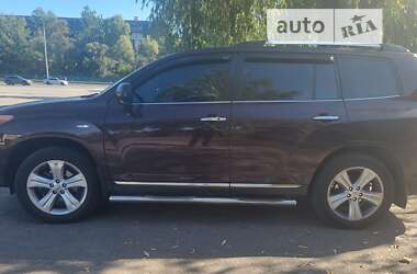 Внедорожник / Кроссовер Toyota Highlander 2011 в Киеве