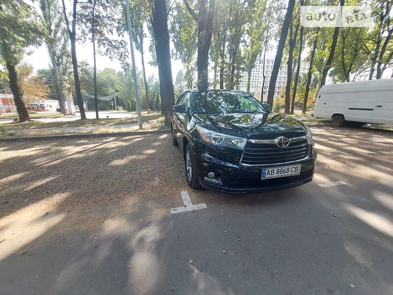 Позашляховик / Кросовер Toyota Highlander 2014 в Вінниці