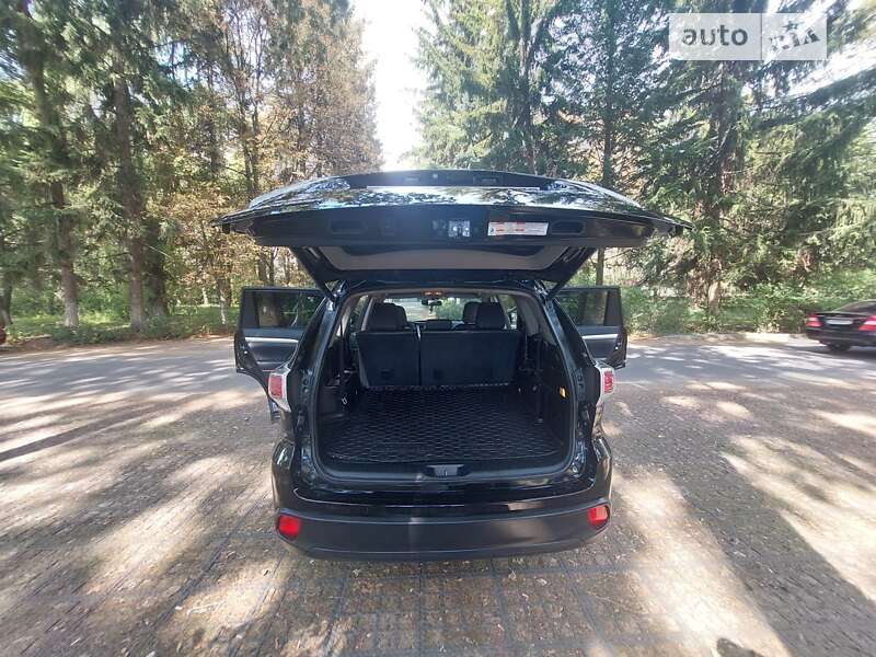 Позашляховик / Кросовер Toyota Highlander 2014 в Вінниці