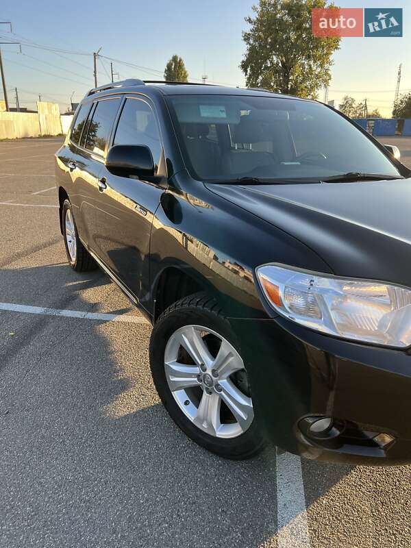 Внедорожник / Кроссовер Toyota Highlander 2008 в Киеве