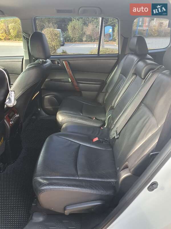 Внедорожник / Кроссовер Toyota Highlander 2011 в Харькове фото 6 Внедорожник / Кроссовер Toyota Highlander 2011 в Харькове