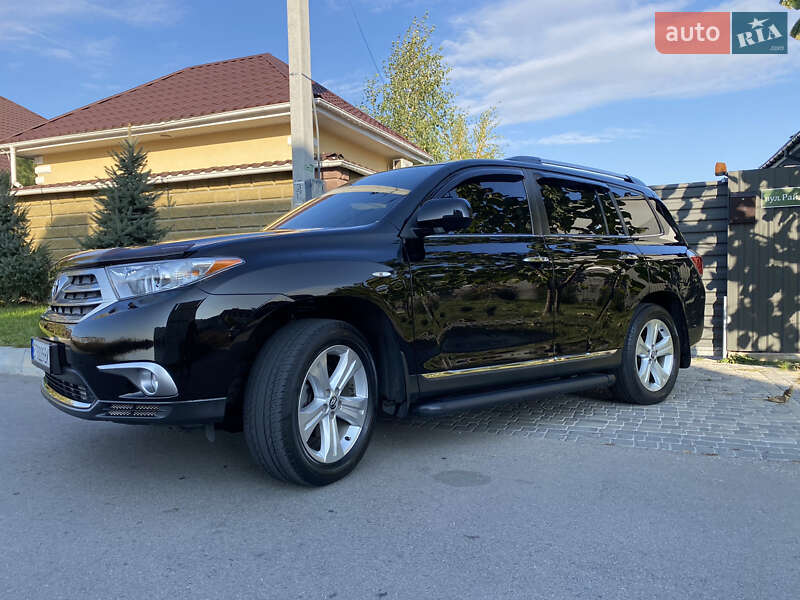 Позашляховик / Кросовер Toyota Highlander 2011 в Києві