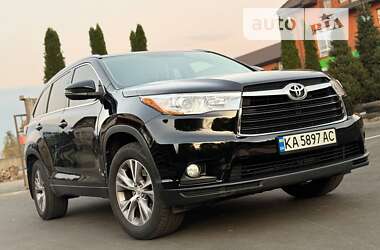 Позашляховик / Кросовер Toyota Highlander 2015 в Лубнах