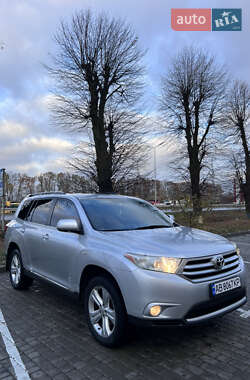 Внедорожник / Кроссовер Toyota Highlander 2011 в Виннице