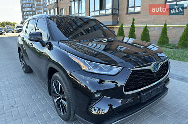 Позашляховик / Кросовер Toyota Highlander 2021 в Житомирі