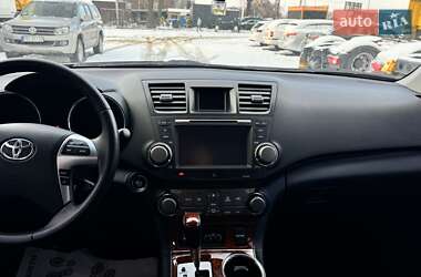 Внедорожник / Кроссовер Toyota Highlander 2012 в Виннице