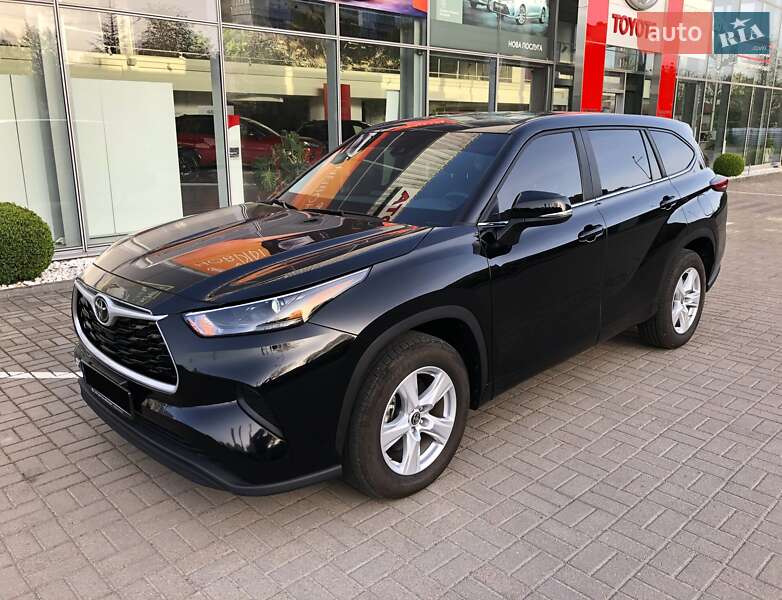 Позашляховик / Кросовер Toyota Highlander 2023 в Луцьку