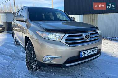 Внедорожник / Кроссовер Toyota Highlander 2011 в Павлограде