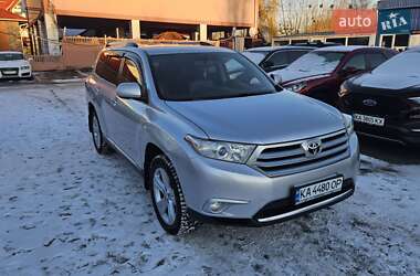 Внедорожник / Кроссовер Toyota Highlander 2012 в Софиевской Борщаговке