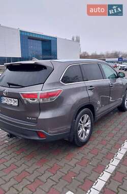 Позашляховик / Кросовер Toyota Highlander 2015 в Одесі