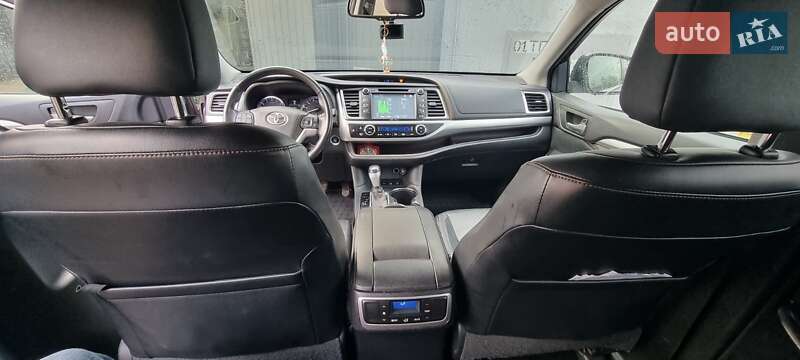 Позашляховик / Кросовер Toyota Highlander 2015 в Одесі