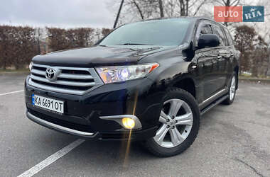 Позашляховик / Кросовер Toyota Highlander 2012 в Києві