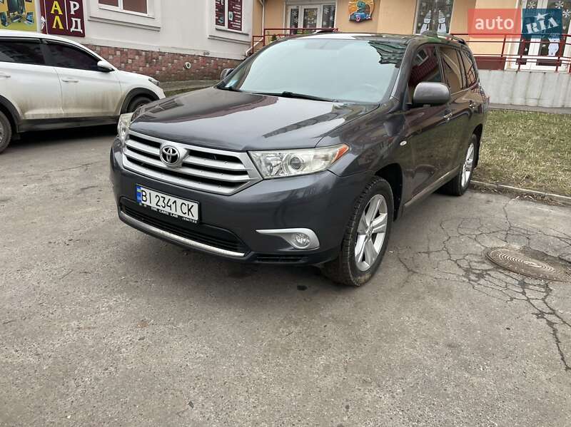 Внедорожник / Кроссовер Toyota Highlander 2013 в Полтаве фото 10 Внедорожник / Кроссовер Toyota Highlander 2013 в Полтаве