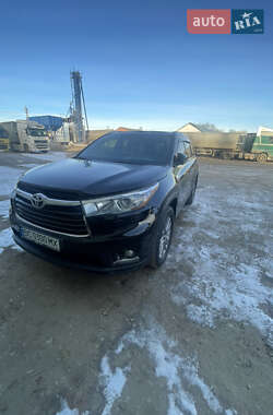 Позашляховик / Кросовер Toyota Highlander 2014 в Львові