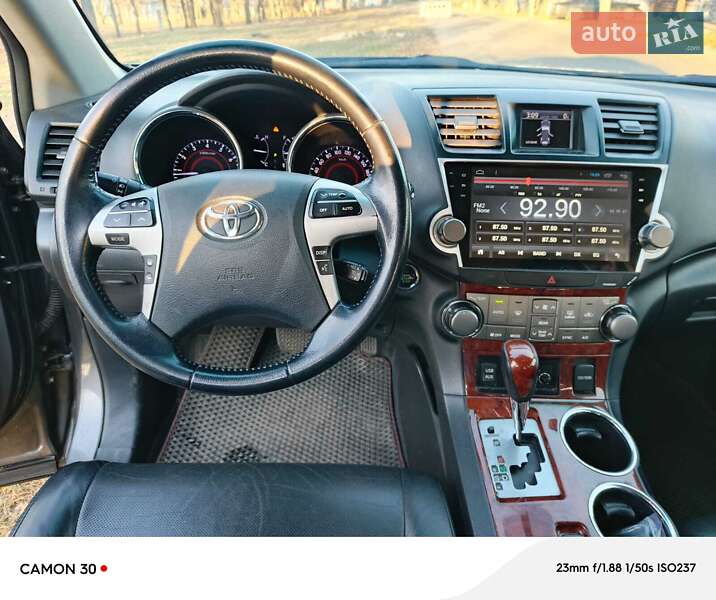 Внедорожник / Кроссовер Toyota Highlander 2013 в Николаеве фото 20 Внедорожник / Кроссовер Toyota Highlander 2013 в Николаеве