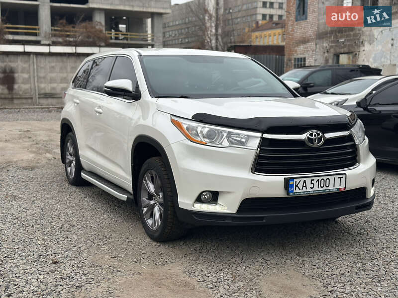 Toyota Highlander 2014