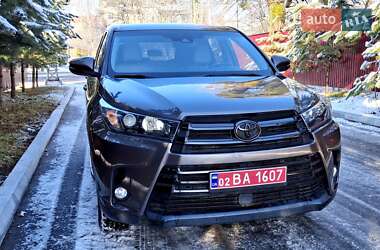 Позашляховик / Кросовер Toyota Highlander 2018 в Вінниці