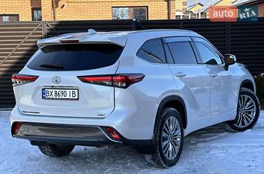 Позашляховик / Кросовер Toyota Highlander 2022 в Вінниці