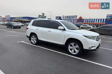 Внедорожник / Кроссовер Toyota Highlander 2011 в Кропивницком