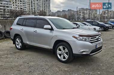 Позашляховик / Кросовер Toyota Highlander 2011 в Києві