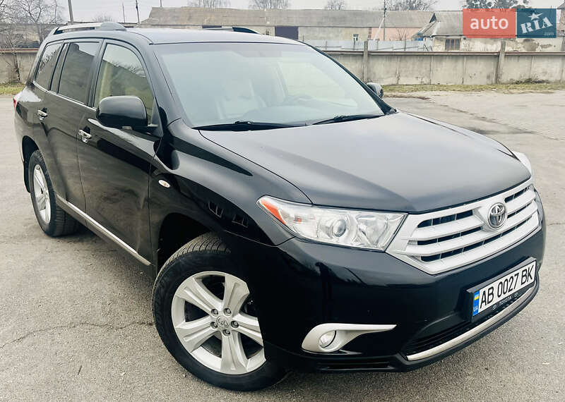 Позашляховик / Кросовер Toyota Highlander 2013 в Іллінцях