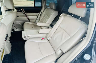 Внедорожник / Кроссовер Toyota Highlander 2013 в Ильинцах