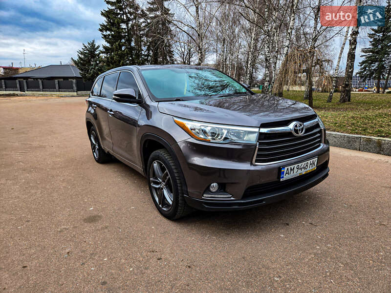 Позашляховик / Кросовер Toyota Highlander 2014 в Житомирі