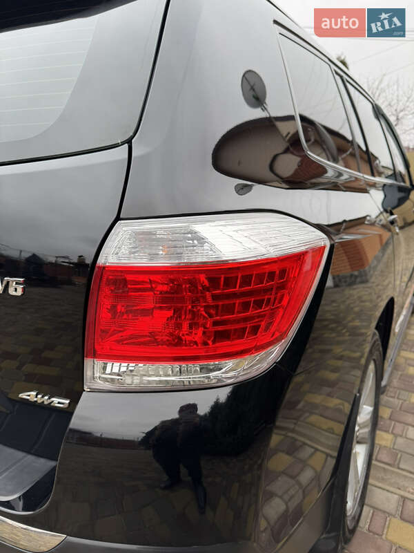 Внедорожник / Кроссовер Toyota Highlander 2011 в Ахтырке фото 23 Внедорожник / Кроссовер Toyota Highlander 2011 в Ахтырке