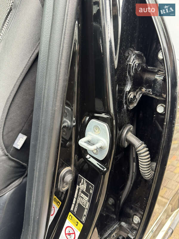 Внедорожник / Кроссовер Toyota Highlander 2011 в Ахтырке фото 34 Внедорожник / Кроссовер Toyota Highlander 2011 в Ахтырке