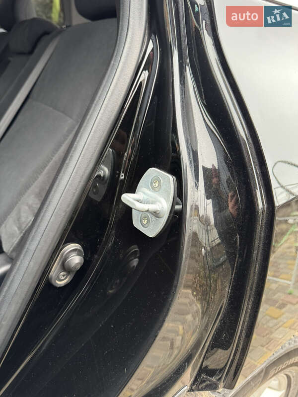 Внедорожник / Кроссовер Toyota Highlander 2011 в Ахтырке фото 37 Внедорожник / Кроссовер Toyota Highlander 2011 в Ахтырке