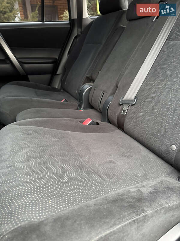 Внедорожник / Кроссовер Toyota Highlander 2011 в Ахтырке фото 45 Внедорожник / Кроссовер Toyota Highlander 2011 в Ахтырке