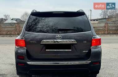 Позашляховик / Кросовер Toyota Highlander 2013 в Охтирці