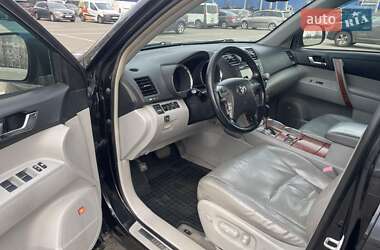 Внедорожник / Кроссовер Toyota Highlander 2008 в 