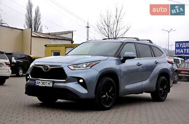 Внедорожник / Кроссовер Toyota Highlander 2022 в Львове