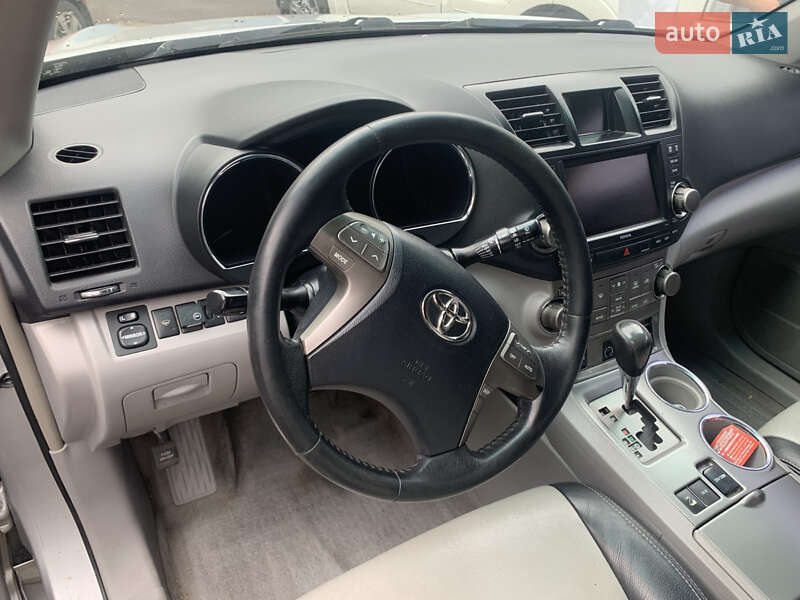 Внедорожник / Кроссовер Toyota Highlander 2008 в Одессе