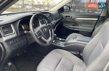 Позашляховик / Кросовер Toyota Highlander 2014 в Кривому Розі