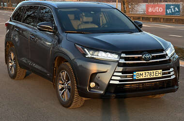 Позашляховик / Кросовер Toyota Highlander 2019 в Ромнах