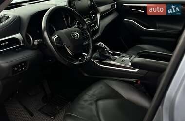 Позашляховик / Кросовер Toyota Highlander 2020 в 