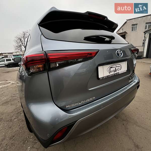 Позашляховик / Кросовер Toyota Highlander 2020 в Чернігові