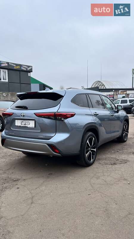 Позашляховик / Кросовер Toyota Highlander 2020 в Чернігові
