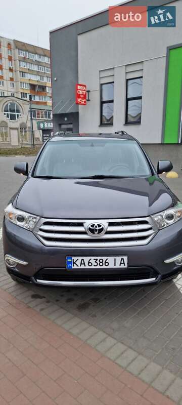 Внедорожник / Кроссовер Toyota Highlander 2012 в Белой Церкви