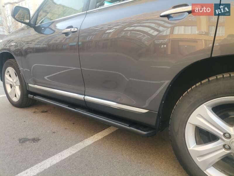 Внедорожник / Кроссовер Toyota Highlander 2012 в Киеве