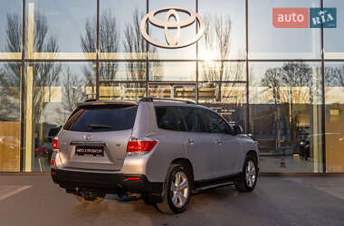 Внедорожник / Кроссовер Toyota Highlander 2013 в Днепре