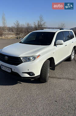 Внедорожник / Кроссовер Toyota Highlander 2012 в Кривом Роге