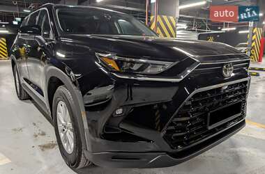 Позашляховик / Кросовер Toyota Highlander 2024 в Києві