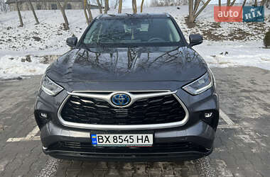 Внедорожник / Кроссовер Toyota Highlander 2021 в Хмельницком