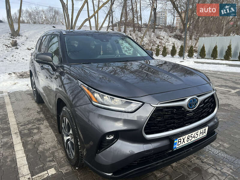 Позашляховик / Кросовер Toyota Highlander 2021 в Хмельницькому
