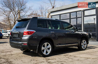 Внедорожник / Кроссовер Toyota Highlander 2011 в Киеве