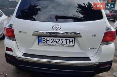 Внедорожник / Кроссовер Toyota Highlander 2012 в Подольске