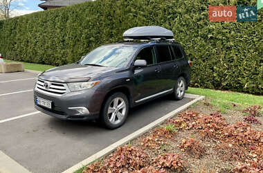 Позашляховик / Кросовер Toyota Highlander 2011 в Черкасах